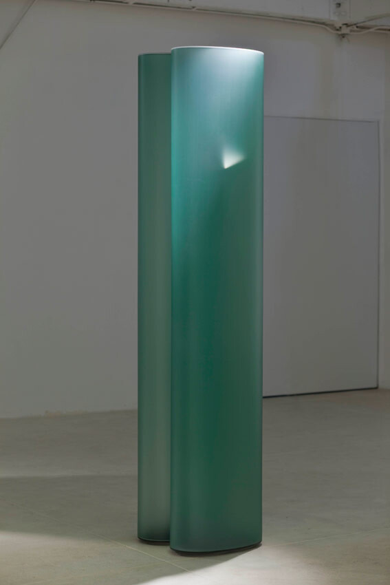 Helen Pashgian, Untitled, 2008. Formed blue green acrylic, with acrylic elements. 89 x 17½ x 20 in.