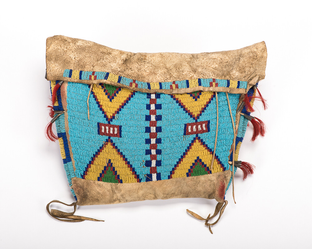 Arapaho, Saddle bag, late 19th century, Pomona College Collection. Gift of Mrs. Edward H. Angle.