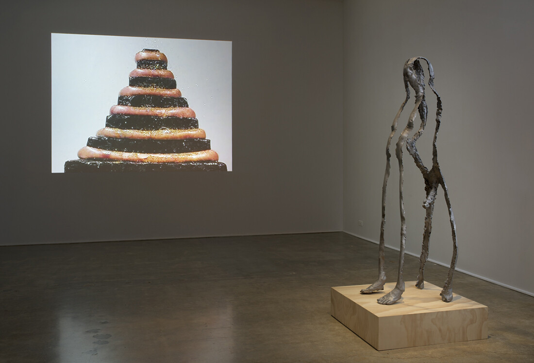 Naotaka Hiro, Four-Legged (Toe to Heel), 2014, Aluminum, 18 x 20 x 65 in. Courtesy of the artist.