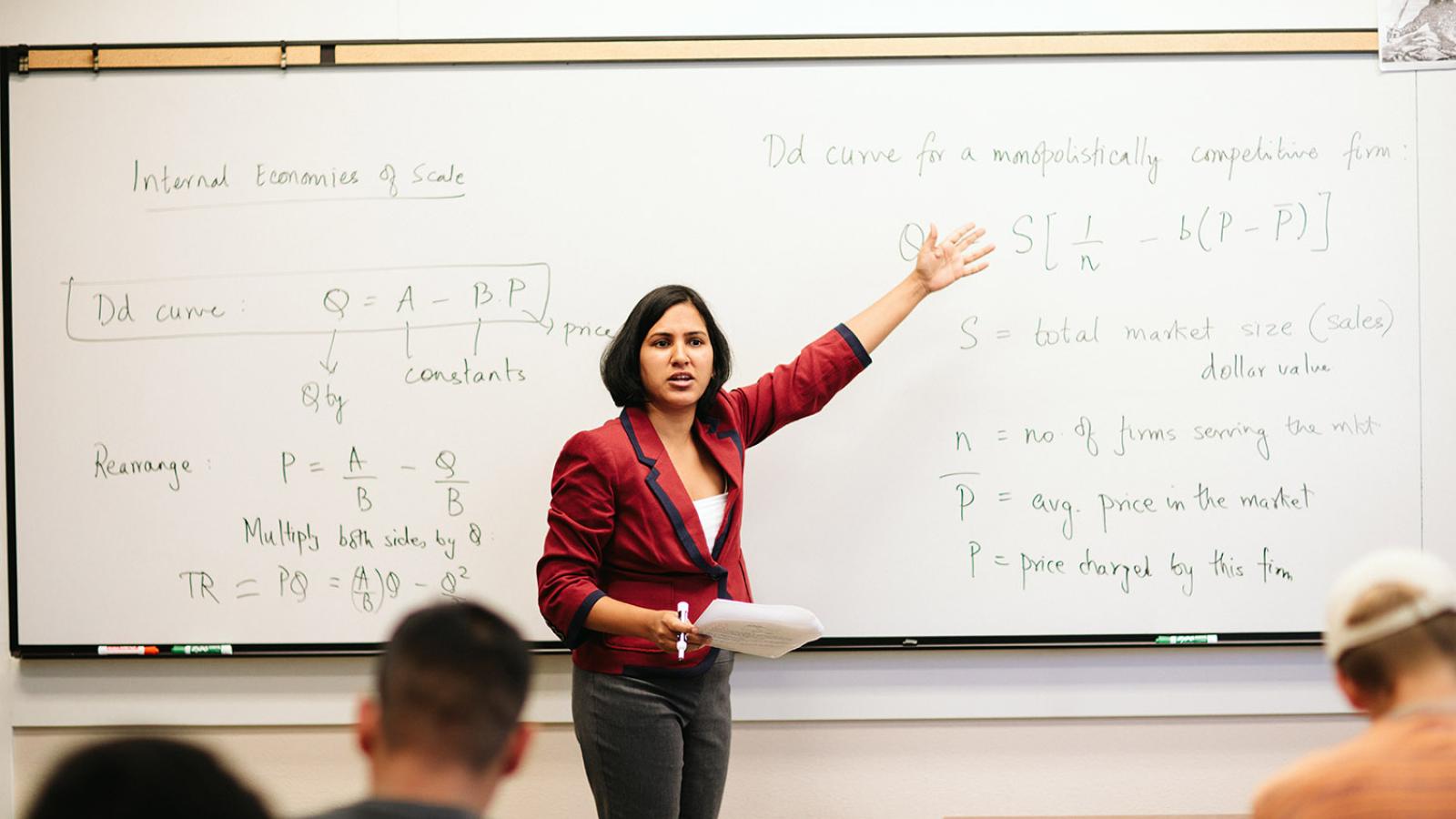 Manisha Goel classroom shot