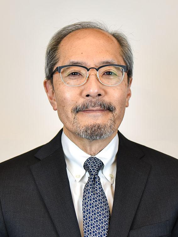 Verne Naito ’77 
