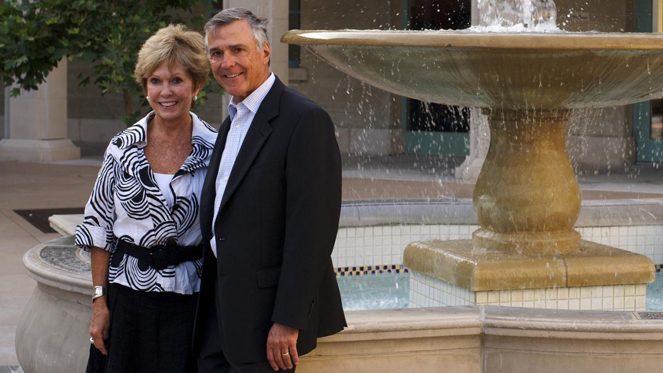 photo of alumnus Ranney E. Draper and his late wife, Priscilla