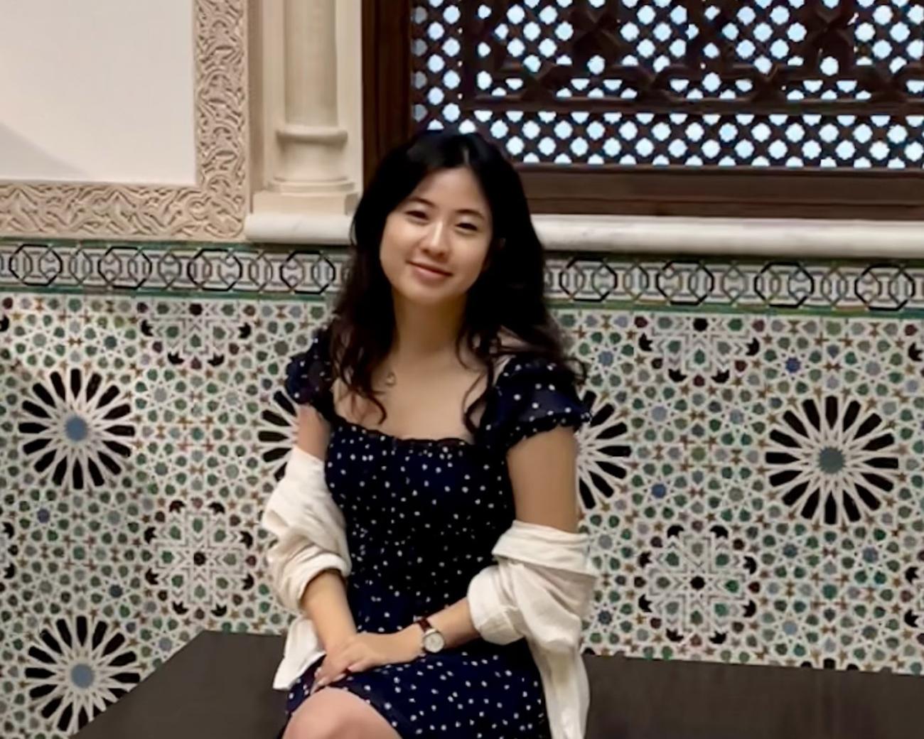 Echo Zhang '25