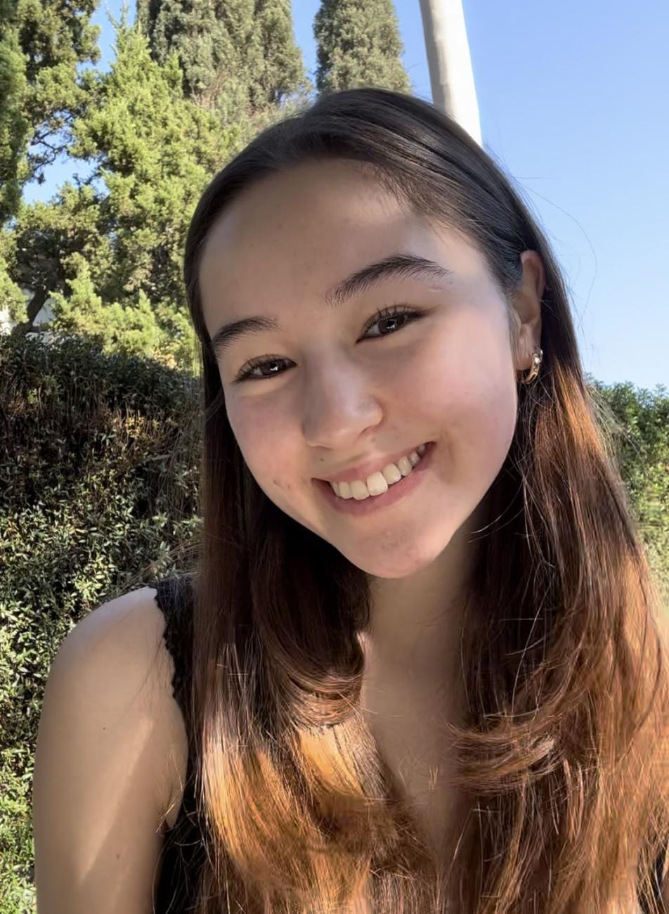 Kei Bromley '27 outside