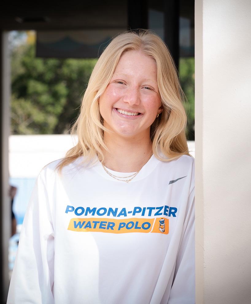 Zosia Amberger ’25