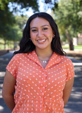 Ana Yanez ’27