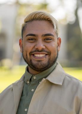 Andres Aguilar Headshot